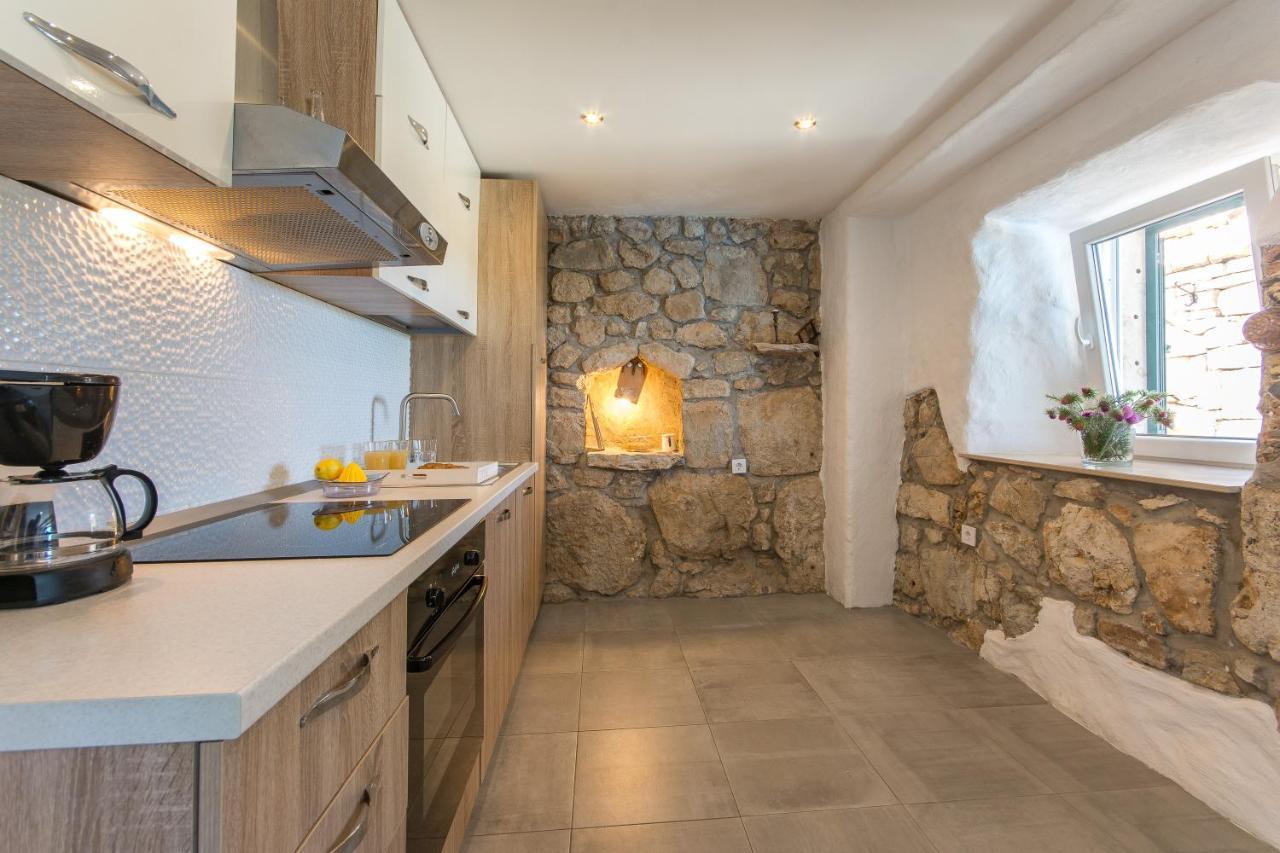 Retro On Island Mljet
